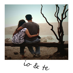 polaroid di una coppia innamorata